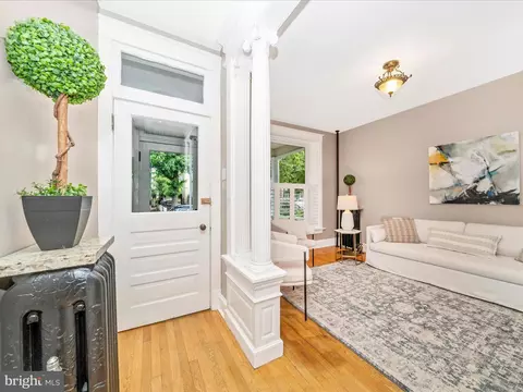 Entry Way - 224 Dill Ave, Frederick, MD 21701 photo 2 of 11