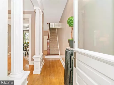 Entry Way - 224 Dill Ave, Frederick, MD 21701 photo 1 of 11