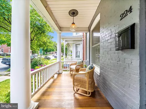 Exterior - 224 Dill Ave, Frederick, MD 21701 photo 3 of 20