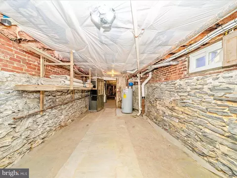 Entry Way - 224 Dill Ave, Frederick, MD 21701 photo 11 of 11