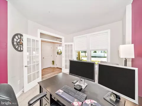 Entry Way - 1123 Lawler Dr, Frederick, MD 21702 photo 2 of 3