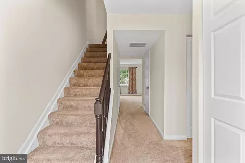 9 Vienna Ct, Frederick, MD 21702 photo 6