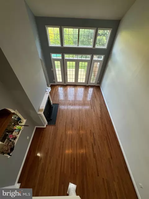 Living - 3027 Sanctuary Ln, Frederick, MD 21701 photo 4 of 4