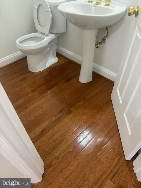 Bath - 3027 Sanctuary Ln, Frederick, MD 21701 photo 1 of 11
