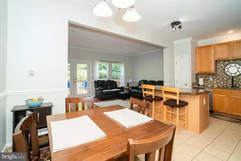 6103 Newport Ter, Frederick, MD 21701 photo 9