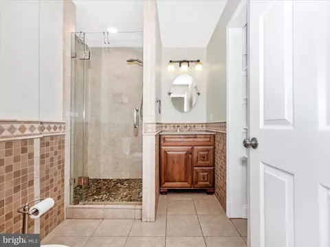 Bath - 232 E 6th St, Frederick, MD 21701 photo 2 of 4