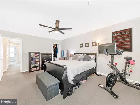 Bedroom - 8428 Pine Bluff Rd, Frederick, MD 21704 photo 3 of 9