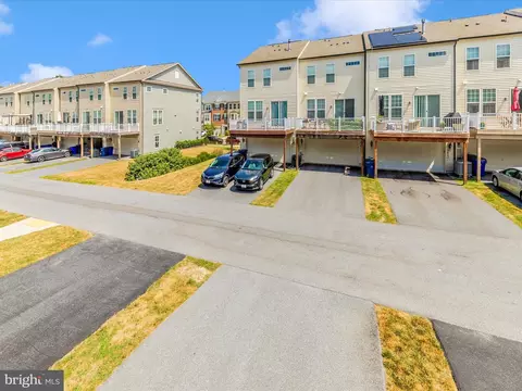 Exterior - 8428 Pine Bluff Rd, Frederick, MD 21704 photo 9 of 11