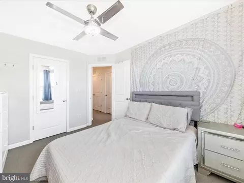 Bedroom - 8428 Pine Bluff Rd, Frederick, MD 21704 photo 8 of 9