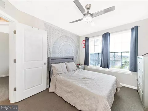 Bedroom - 8428 Pine Bluff Rd, Frederick, MD 21704 photo 9 of 9