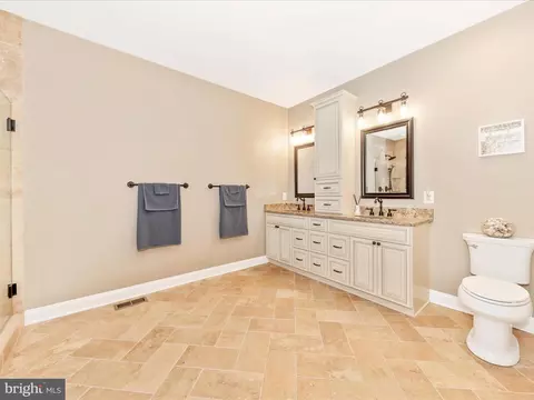 Bath - 7788 Old Receiver Rd, Frederick, MD 21702 photo 1 of 6
