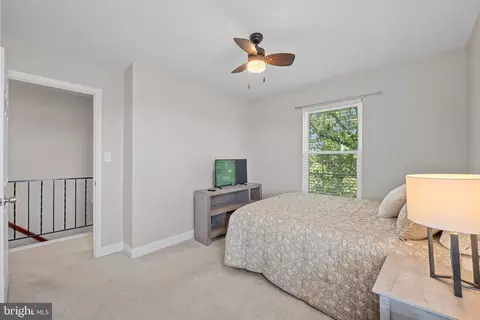 585 Lancaster Pl, Frederick, MD 21703 photo 20