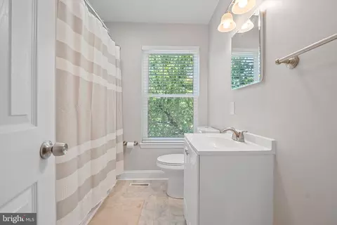 585 Lancaster Pl, Frederick, MD 21703 photo 16
