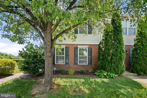 585 Lancaster Pl, Frederick, MD 21703