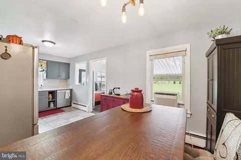 Dining - 35 E Moser Rd, Thurmont, MD 21788 photo 1 of 1