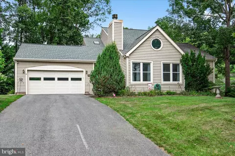 5759 Woodglade Cir, New Market, MD 21774