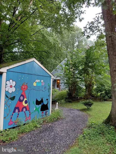 Exterior - 3917 Basford Rd, Frederick, MD 21703 photo 9 of 12