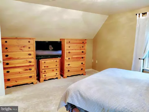 Bedroom - 3917 Basford Rd, Frederick, MD 21703 photo 1 of 3