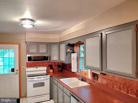 Kitchen - 3917 Basford Rd, Frederick, MD 21703 photo 1 of 2