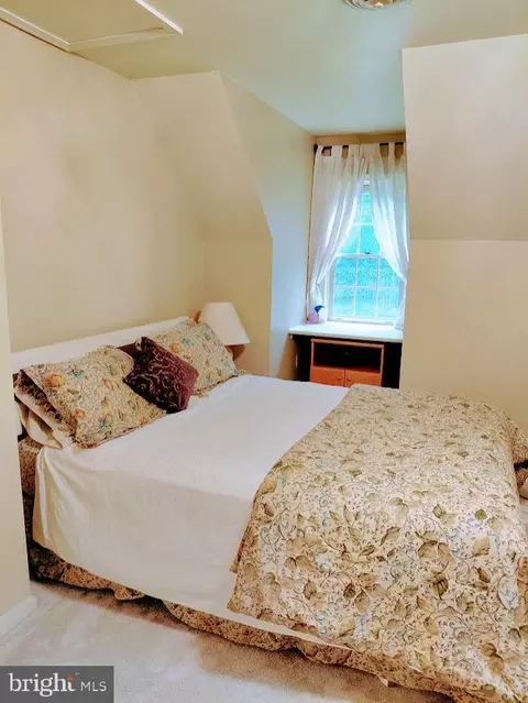 Bedroom - 3917 Basford Rd, Frederick, MD 21703 photo 3 of 3