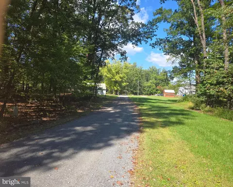 6431 Mountaindale Rd, Frederick, MD 21702 photo 4