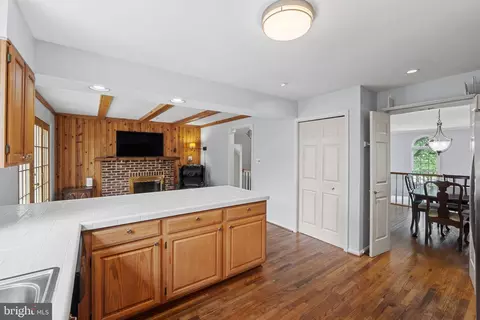 121 Long Acre Ct, Frederick, MD 21702 photo 9