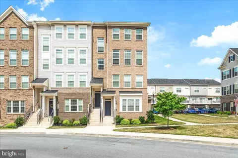 5982 Forum Sq, Frederick, MD 21703