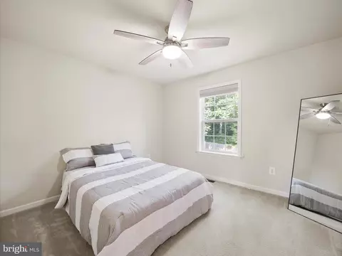 Bedroom - 6130 Bartonsville Rd, Frederick, MD 21704 photo 5 of 7