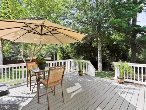Exterior - 6130 Bartonsville Rd, Frederick, MD 21704 photo 6 of 10