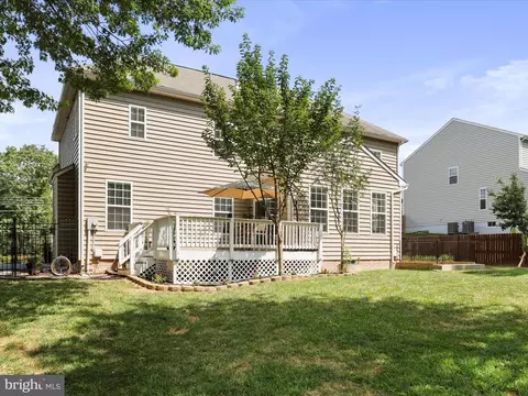 Exterior - 6130 Bartonsville Rd, Frederick, MD 21704 photo 7 of 10