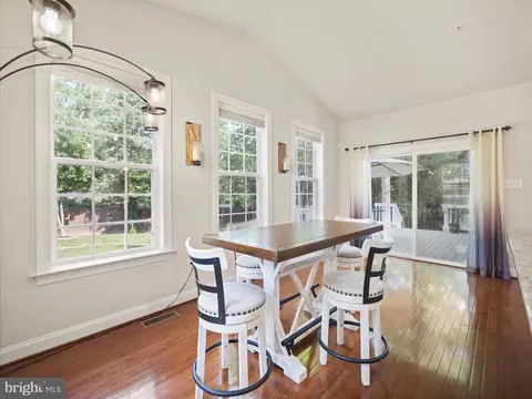 Dining - 6130 Bartonsville Rd, Frederick, MD 21704 photo 1 of 3