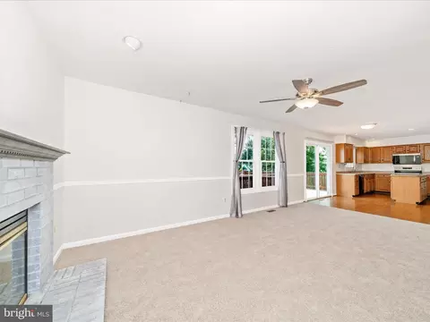 Living - 6230 Derby Dr, Frederick, MD 21703 photo 7 of 10