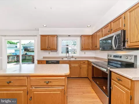Kitchen - 6230 Derby Dr, Frederick, MD 21703 photo 4 of 4