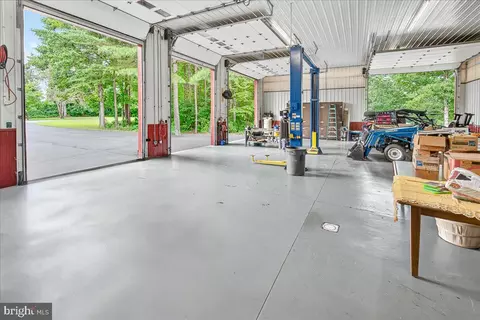Exterior - 8418 Peters Rd, Frederick, MD 21704 photo 11 of 35