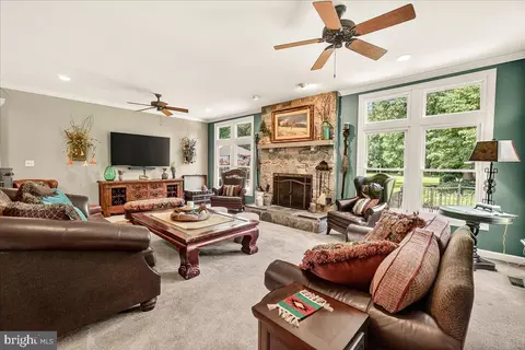 Living - 8418 Peters Rd, Frederick, MD 21704 photo 1 of 6
