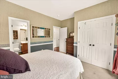 Bedroom - 8418 Peters Rd, Frederick, MD 21704 photo 2 of 10