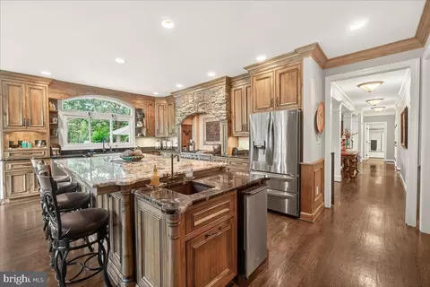 Kitchen - 8418 Peters Rd, Frederick, MD 21704 photo 7 of 9