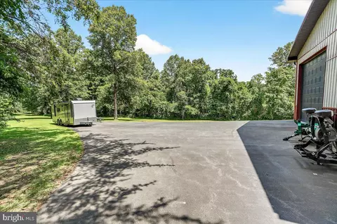 Exterior - 8418 Peters Rd, Frederick, MD 21704 photo 20 of 35