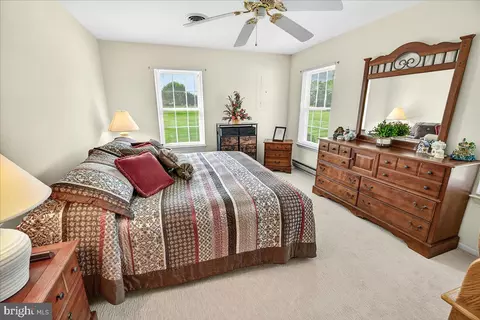 Bedroom - 6908 Chokeberry Ct, Frederick, MD 21703 photo 1 of 3