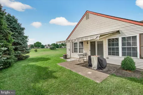 Exterior - 6908 Chokeberry Ct, Frederick, MD 21703 photo 4 of 18