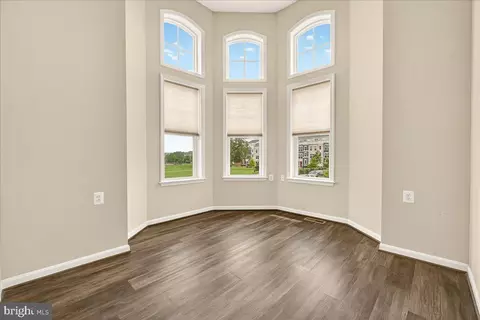 Living - 519 Prieur Rd, Frederick, MD 21701 photo 5 of 10