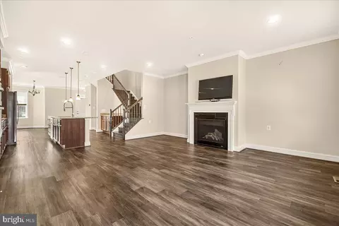Living - 519 Prieur Rd, Frederick, MD 21701 photo 10 of 10