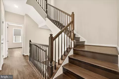 Entry Way - 519 Prieur Rd, Frederick, MD 21701 photo 2 of 9