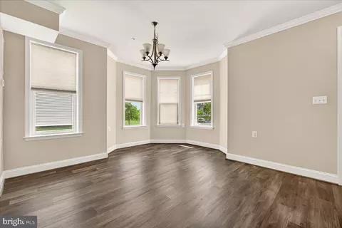 Living - 519 Prieur Rd, Frederick, MD 21701 photo 6 of 10