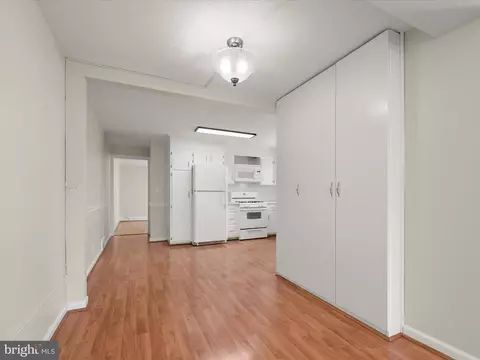 Entry Way - 4 W 12th St, Frederick, MD 21701 photo 1 of 2