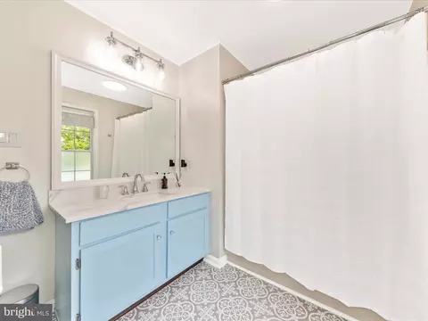 Bath - 2111 Independence St, Frederick, MD 21702 photo 5 of 6