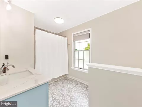 Bath - 2111 Independence St, Frederick, MD 21702 photo 4 of 6