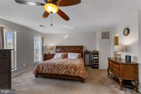 Bedroom - 127 Mountain Creek Cir, Frederick, MD 21702 photo 2 of 5