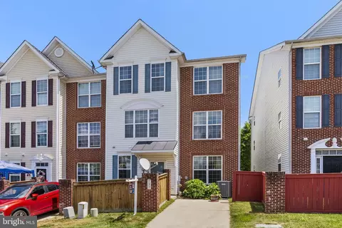 Exterior - 127 Mountain Creek Cir, Frederick, MD 21702 photo 3 of 3