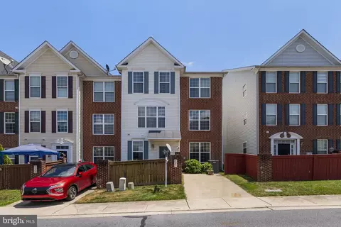 Exterior - 127 Mountain Creek Cir, Frederick, MD 21702 photo 2 of 3